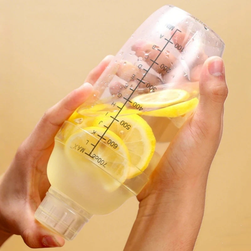350ml/500ml/700ml/1000ml Plastic Cocktail Shaker Martini Hand Shaker Cup with Scales Milk Tea Wine Drink Shaker Mixer Bar Tools