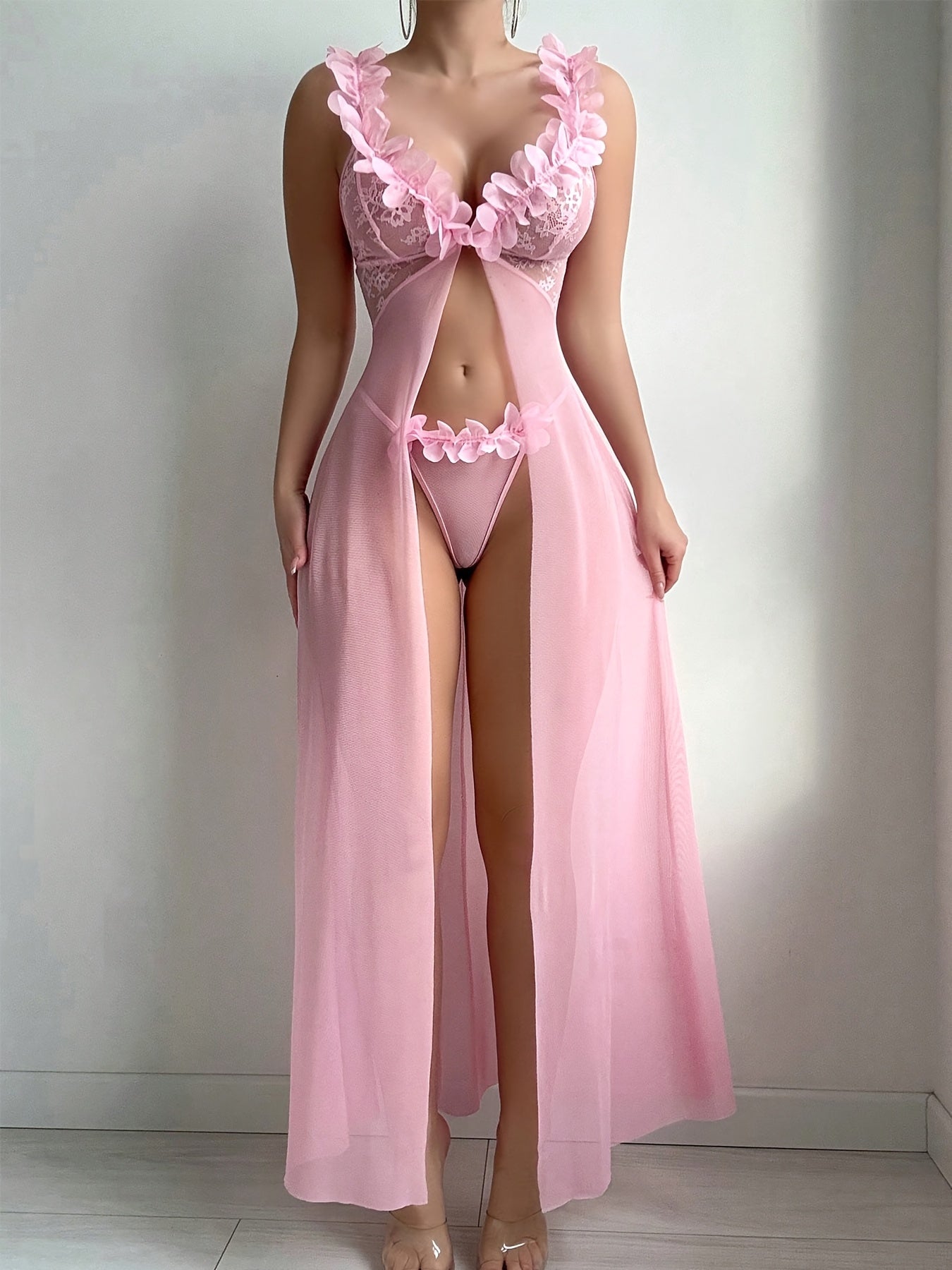 2 Sets Of Europe And The United States Sexy Love Interest Pajamas Female Temptation Open Fork See-through Halter Dress Long Skirt Thong Pants Two Sets to Send A Lover Gift Lover