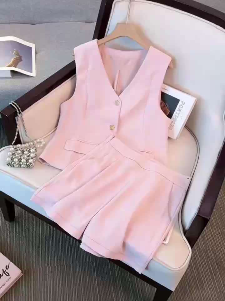 [Stylish Summer Set] Elegant and Stylish Pink Vest and Shorts Set for Women | Summer Outfit Ensemble