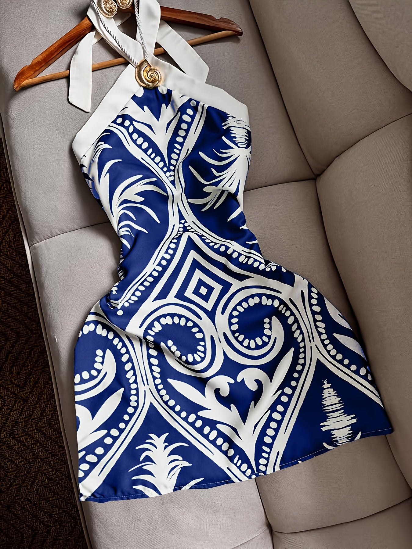 Women'S Y2K Style Cross Neck Halter Dress - Blue & White Floral Print, Sleeveless Bodycon Mini Dress for Summer Vacation, Date Night & Party Wear, Fitted Silhouette, Party Attire, Elegant Neckline, Comfortable Fit