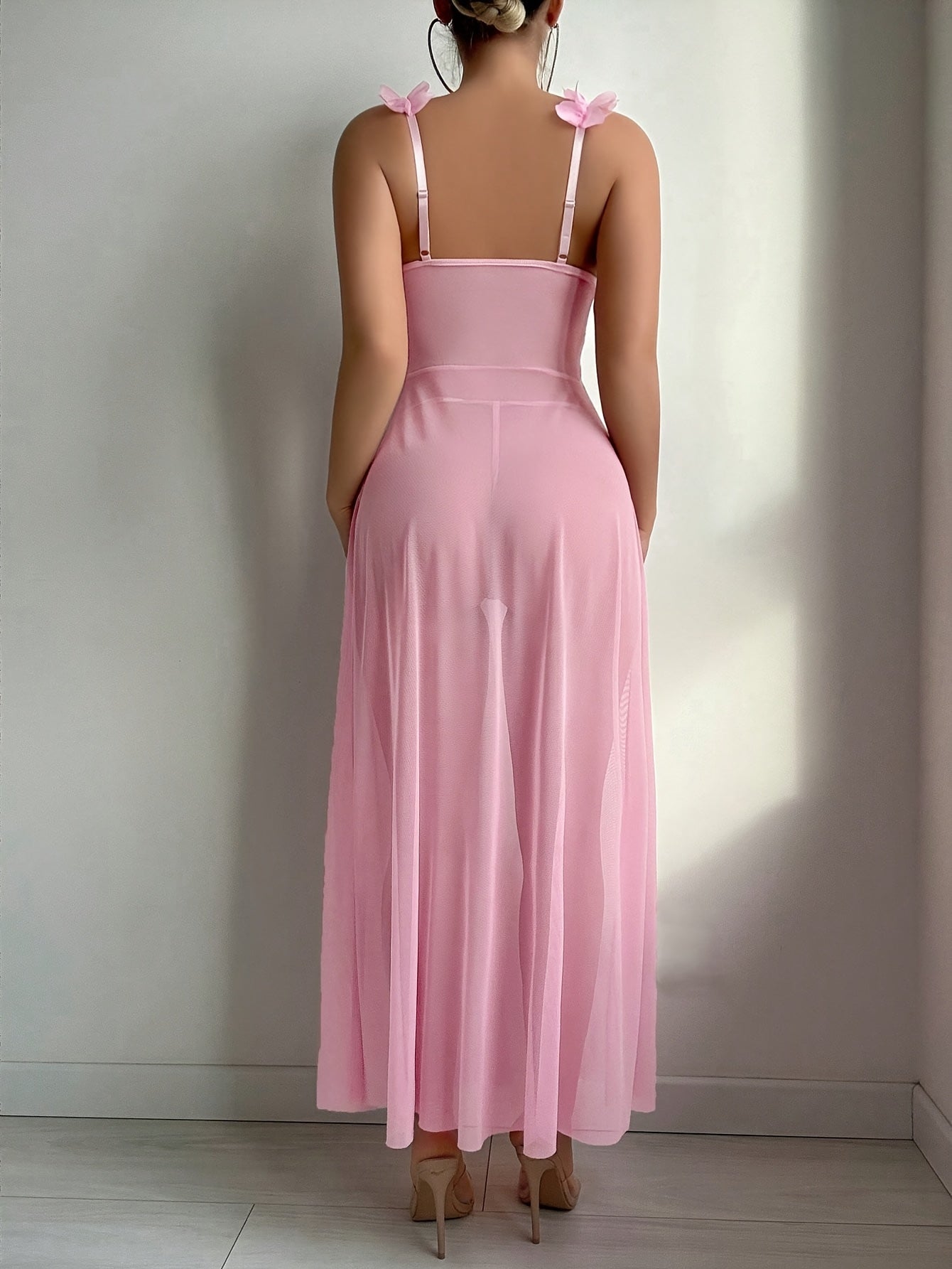2 Sets Of Europe And The United States Sexy Love Interest Pajamas Female Temptation Open Fork See-through Halter Dress Long Skirt Thong Pants Two Sets to Send A Lover Gift Lover