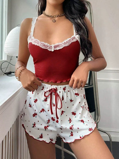 Fashion Wind Ladies' Homewear 2025 New Arrival Knitting Pit Heart Printing Stylish Suspender Shorts Pajamas Suit