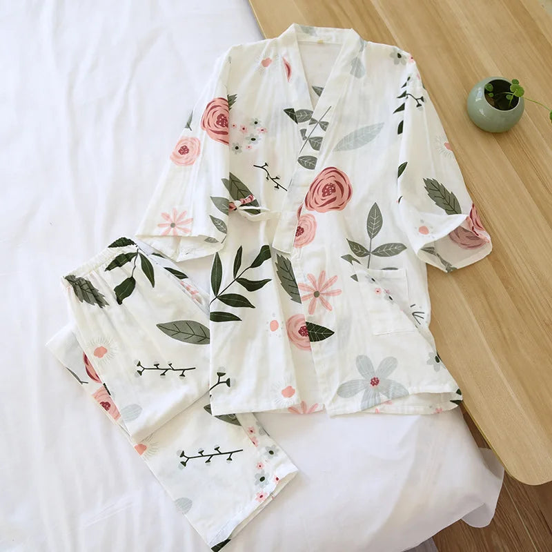 2025 new seven-sleeve Japanese-style kimono pajamas set female spring and autumn 100% cotton gauze home clothes cute sweet two-p