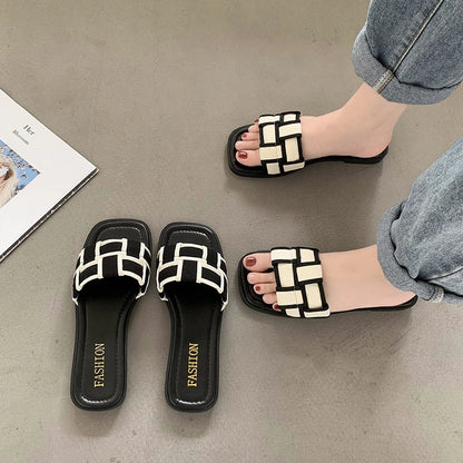 Summer 2025 Braided Flip-flops Women's Open-toe Wear Temperament with Chunky Fashion Slippers, Beach Shoes, Women's Shoes