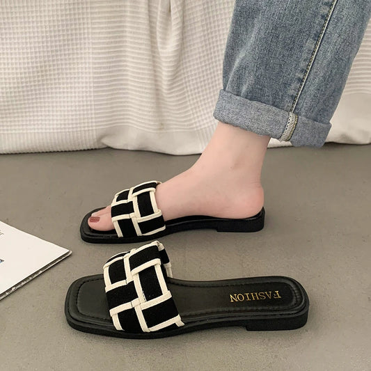 Summer 2025 Braided Flip-flops Women's Open-toe Wear Temperament with Chunky Fashion Slippers, Beach Shoes, Women's Shoes