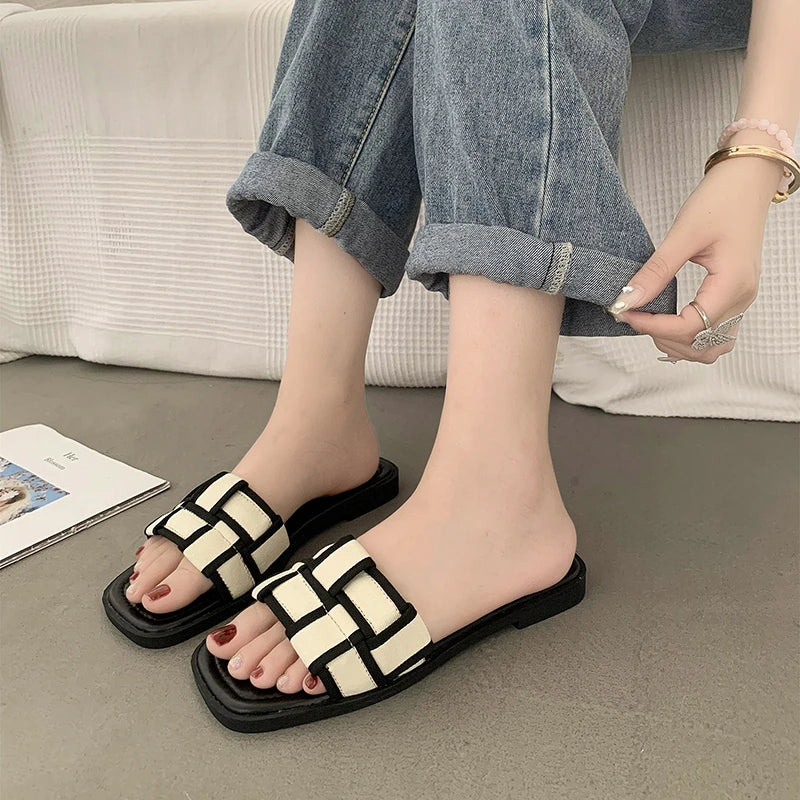 Summer 2025 Braided Flip-flops Women's Open-toe Wear Temperament with Chunky Fashion Slippers, Beach Shoes, Women's Shoes