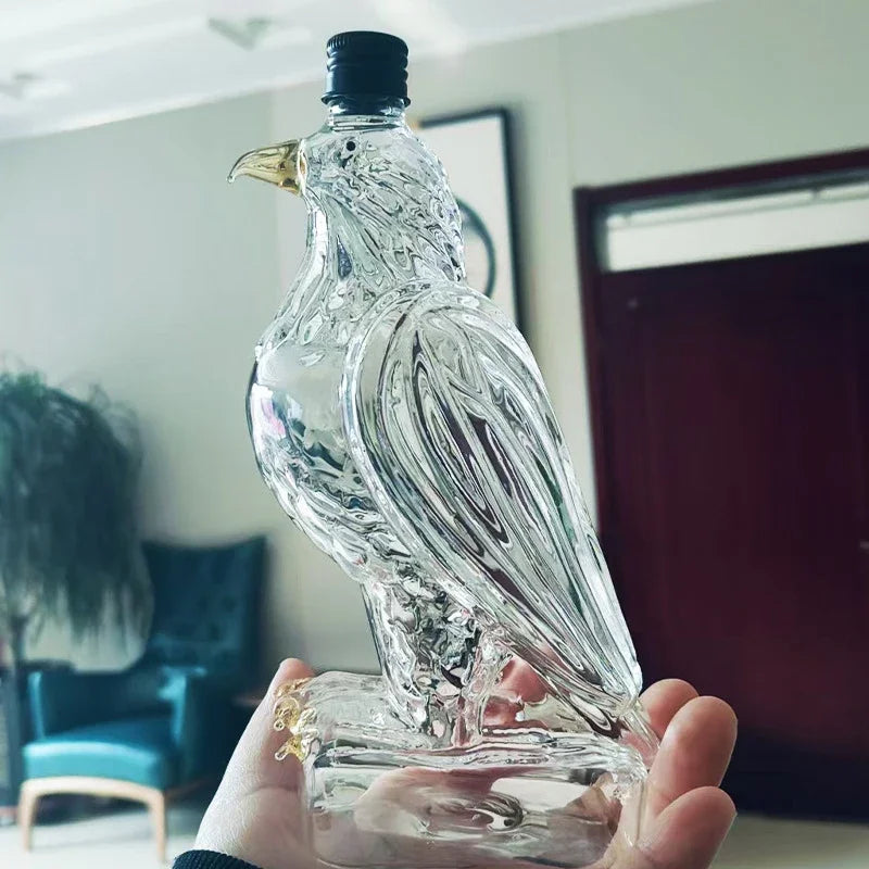 Eagle Liquor Decanter Dad Husband Glass Whiskey Decanter Bottle Exquisite Eagle Liquor Bottle Fun Home Decoration for Holidays